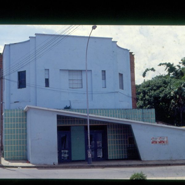 Teatro clausurado Foto Melba Abril 600x600
